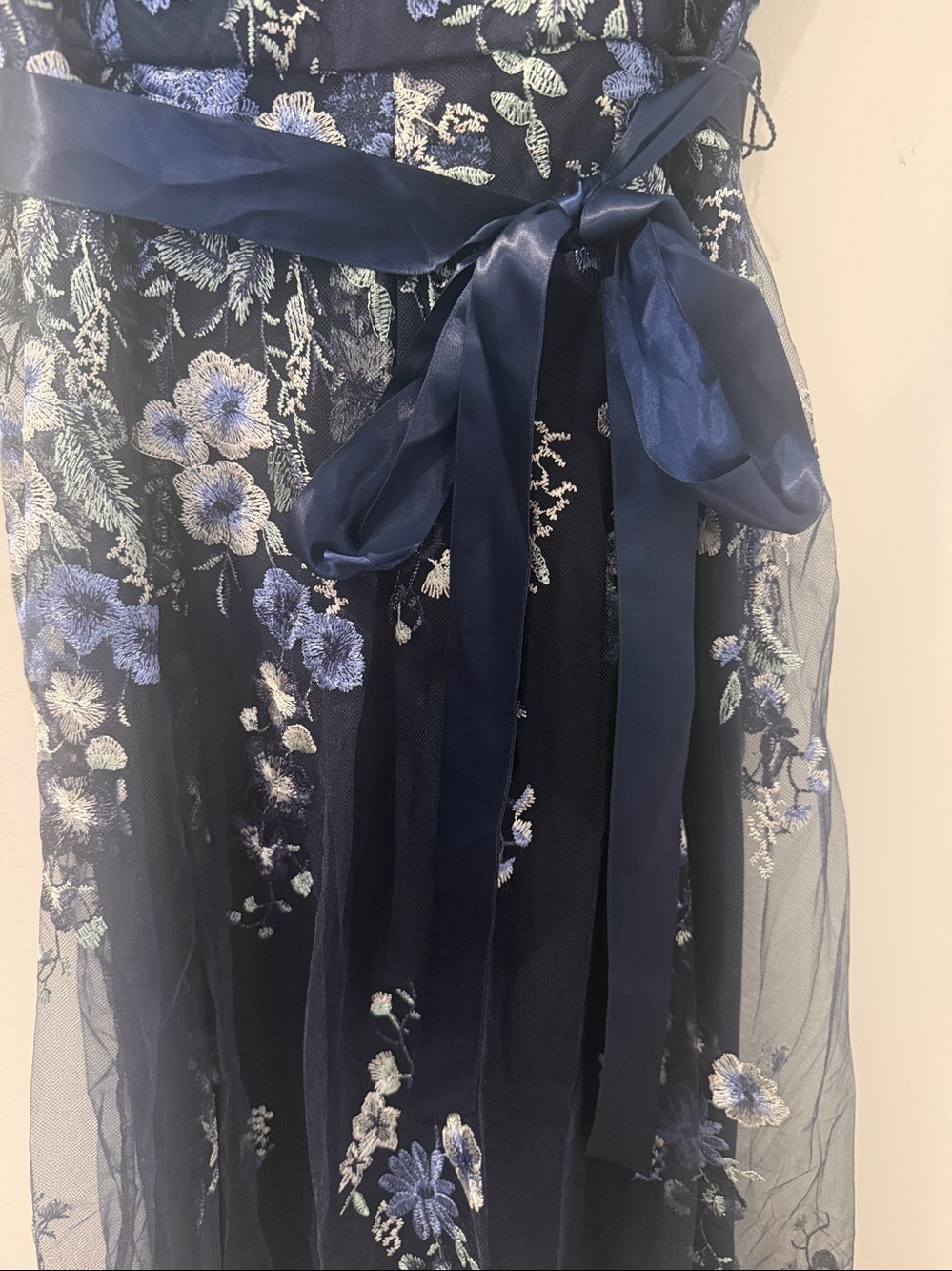 Alex Evenings Chiffon Dress 14 Navy Embroidered Floral Midi A-Line NWT $199 - Picture 9 of 9